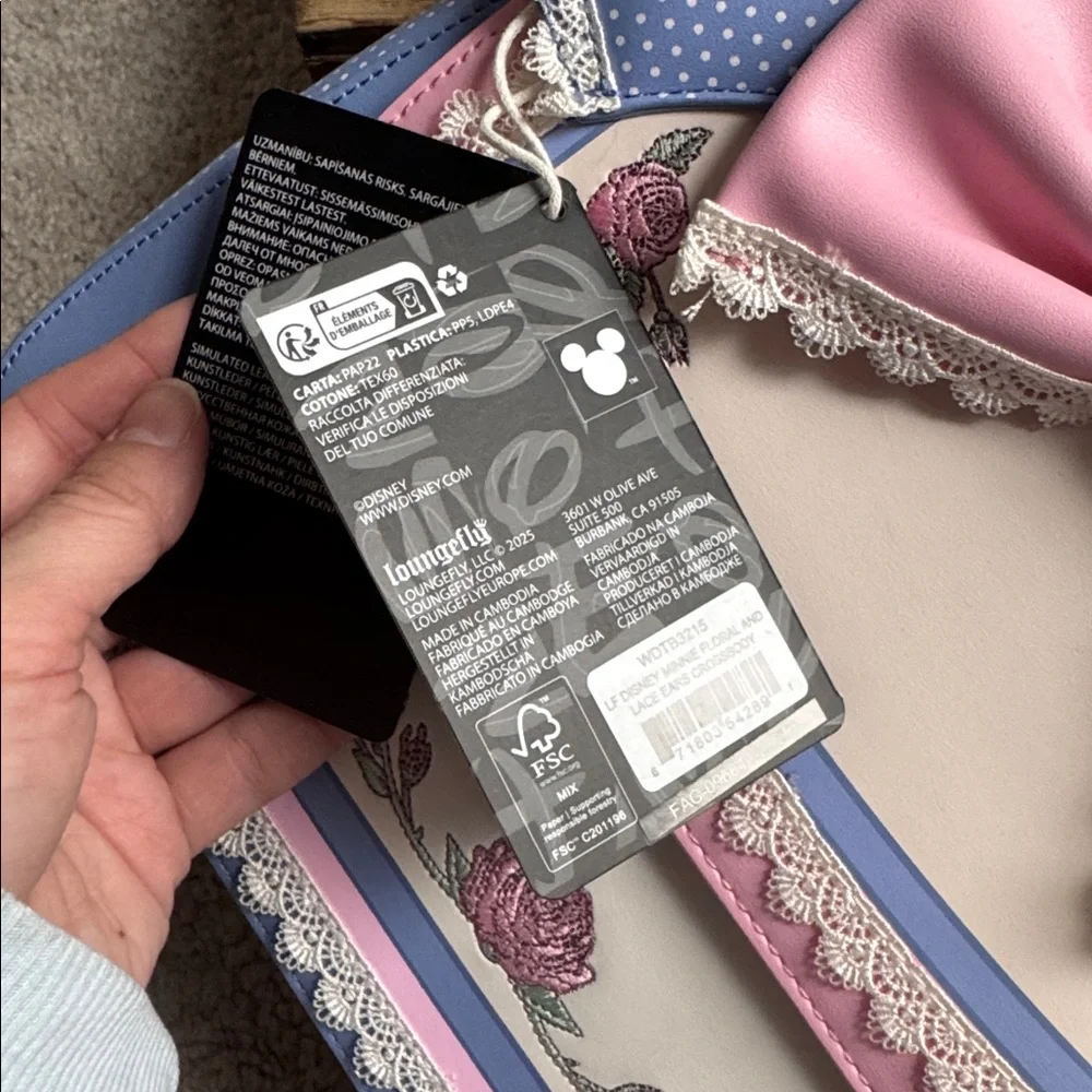 NWT Loungefly Disney Minnie Mouse Floral and Lace Crossbody Bag - Picture 5 of 6